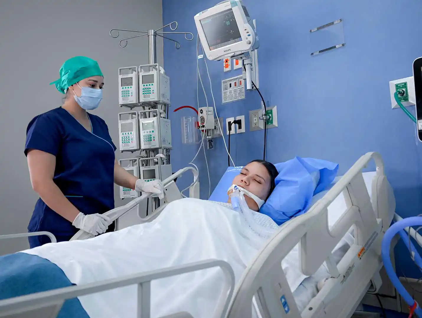 Intensive care unit at Hospital Angeles